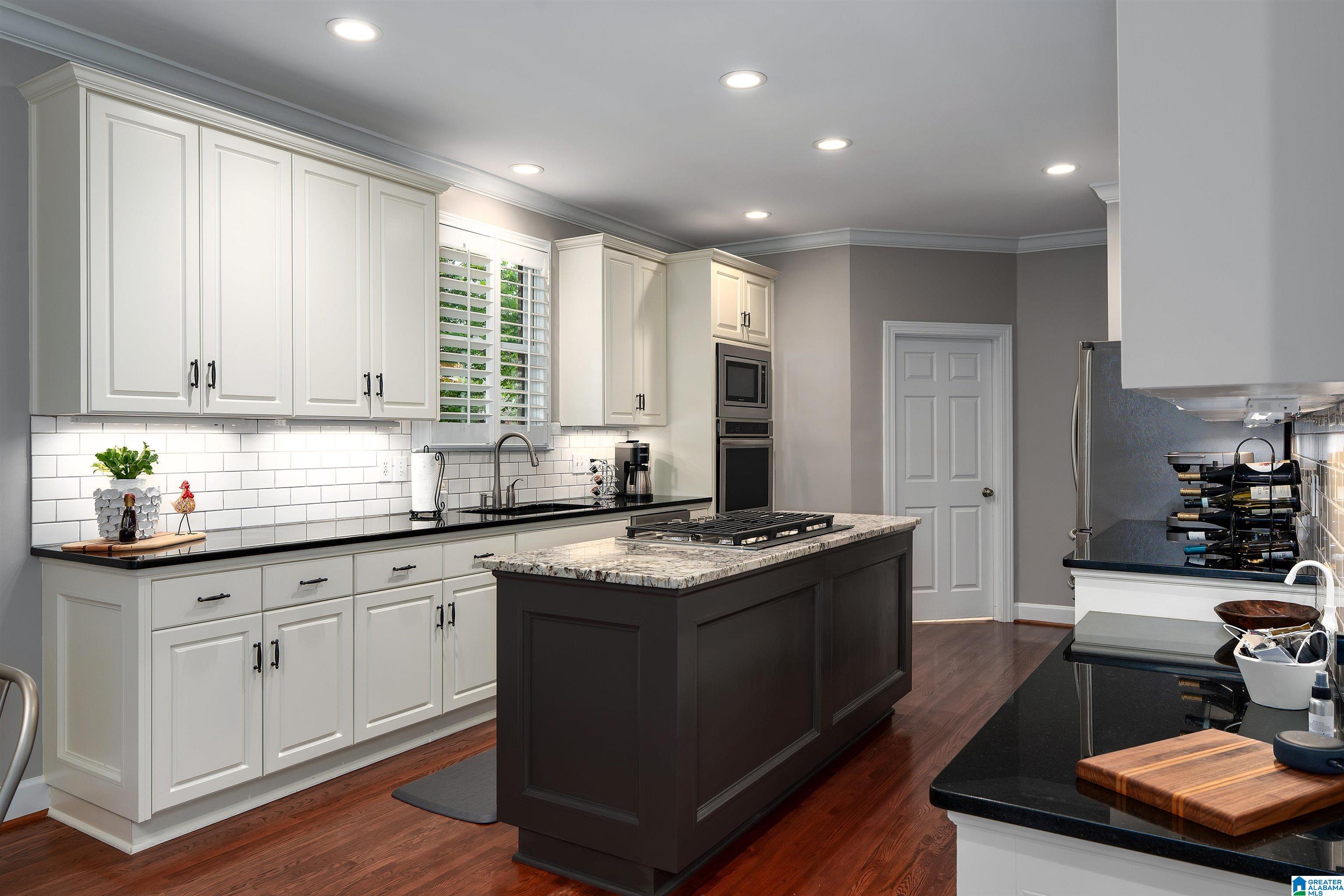 1012 Oak Tree Road Birmingham, AL 35244 - Photo 10 of 38 Gallery Image 10