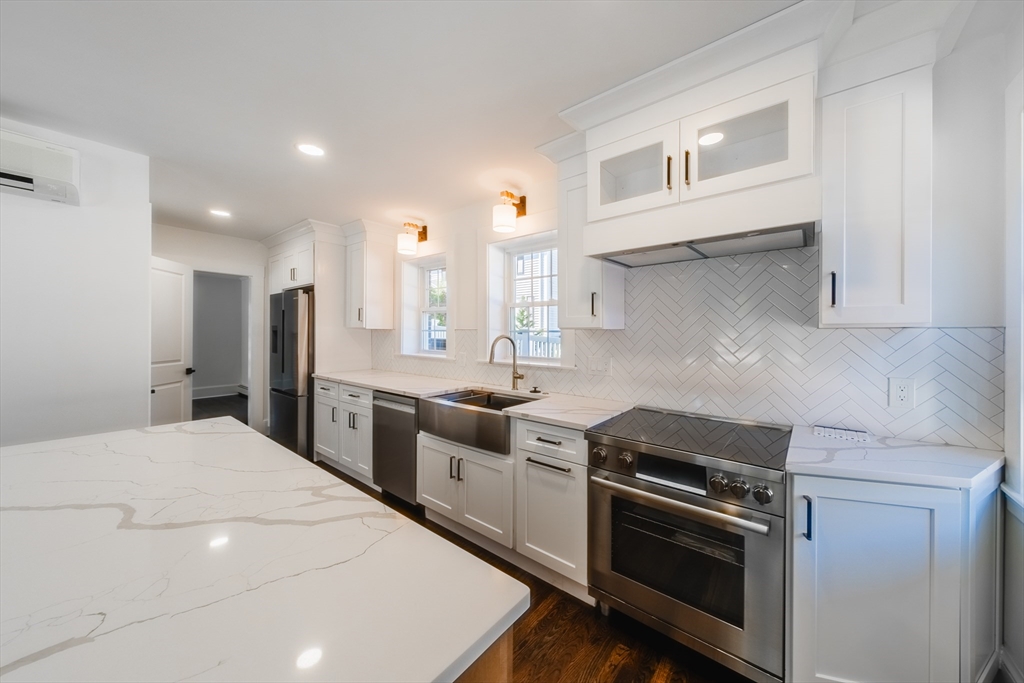 8 Horace Road Belmont, MA 02478 - Photo 5 of 20