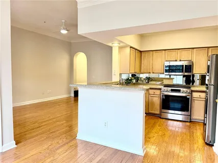 $285,000 | 3777 Peachtree Road Northeast, Unit 1635, Atlanta, GA 30319