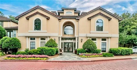 $285,000 | 3777 Peachtree Road Northeast, Unit 1635, Atlanta, GA 30319