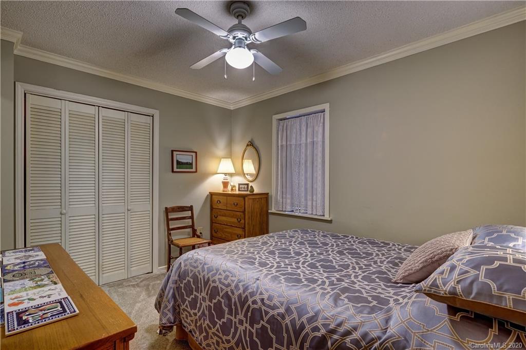 207 Perigee Road Cashiers, NC 28717 - Photo 9 of 24 Gallery Image 9