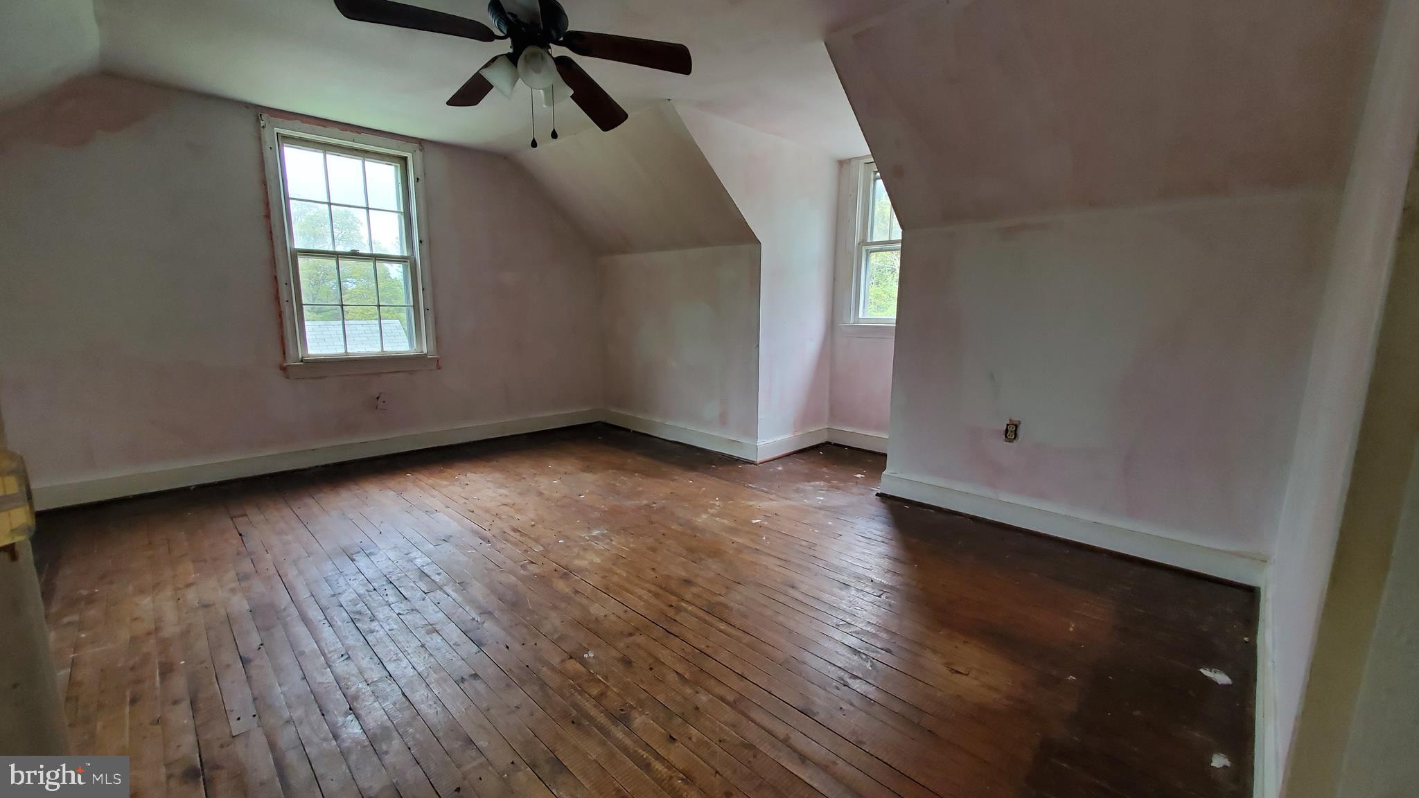 23620 Lignum Road Lignum, VA 22726 - Photo 9 of 14 bed 2