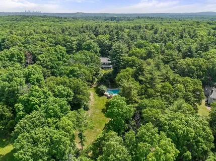 $4,000,000 | 157 Grove Street, Westwood, MA 02090
