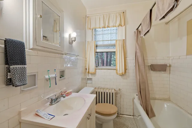 $1,800,000 | 55 Marvel Road, New Haven, CT 06515