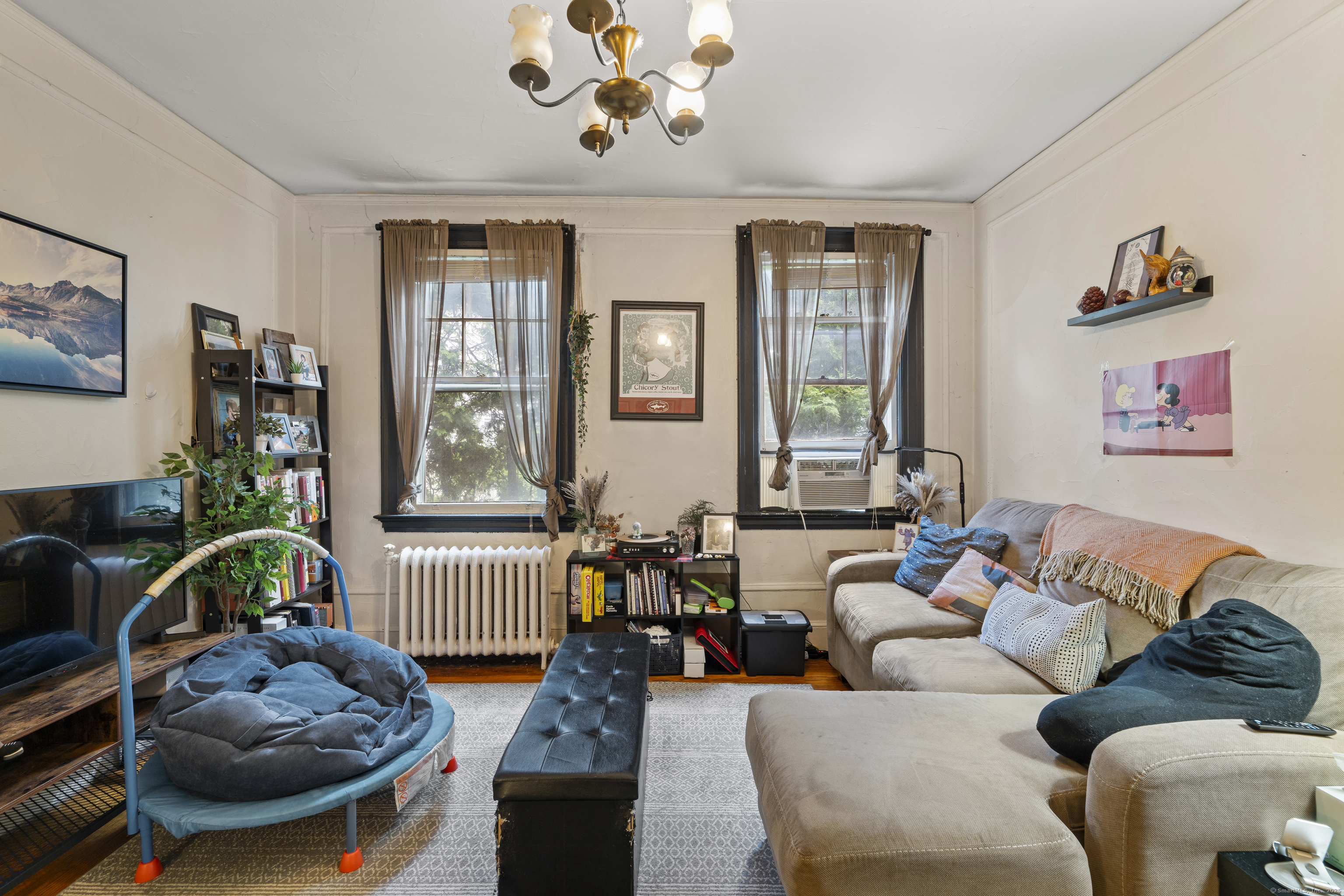 55 Marvel Road New Haven, CT 06515 - Photo 23 of 40 A2 living room