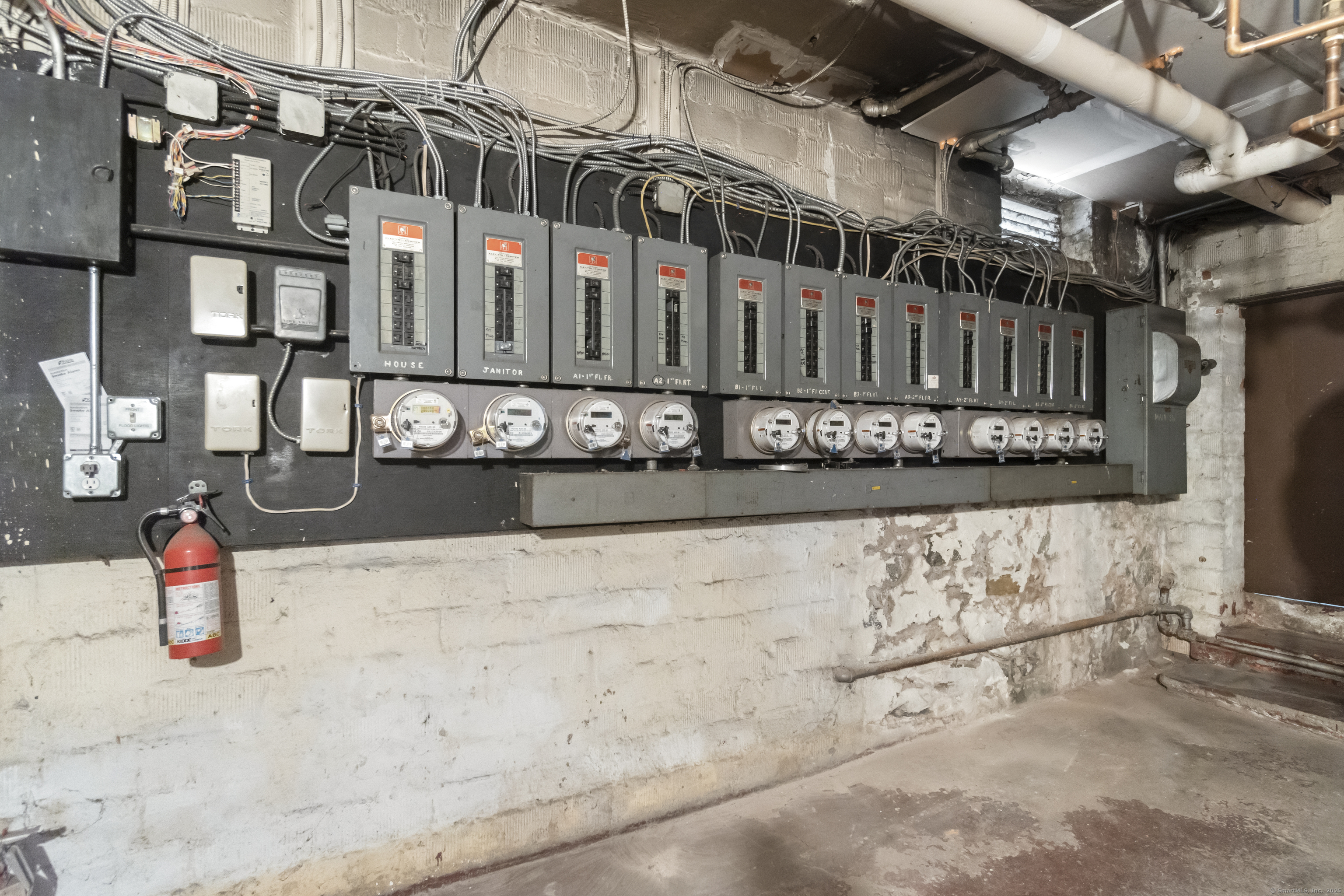 55 Marvel Road New Haven, CT 06515 - Photo 35 of 40 Electrical panels - note Federal Pacific