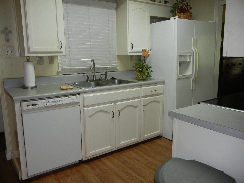 6469 Patmore Road Memphis, TN 38134 - Photo 6 of 27 Appliances stay