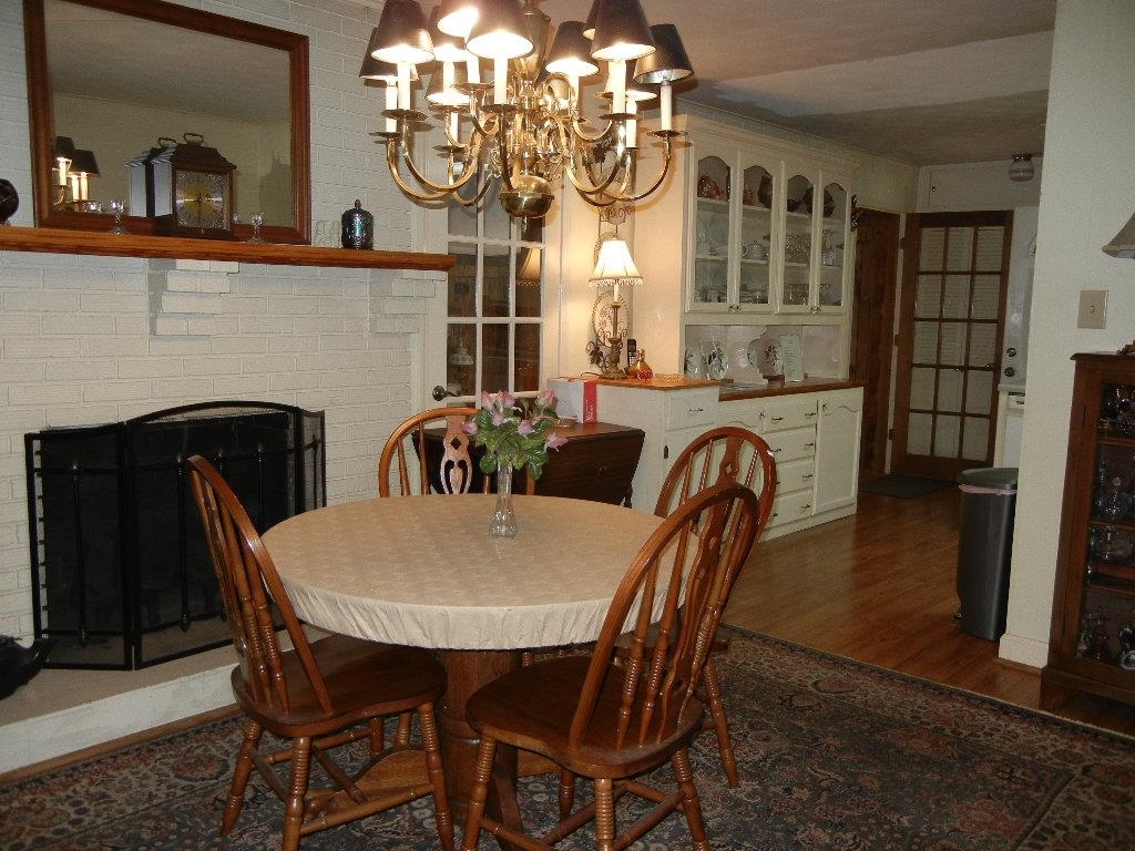 6469 Patmore Road Memphis, TN 38134 - Photo 9 of 27 Fireplace and chandiler