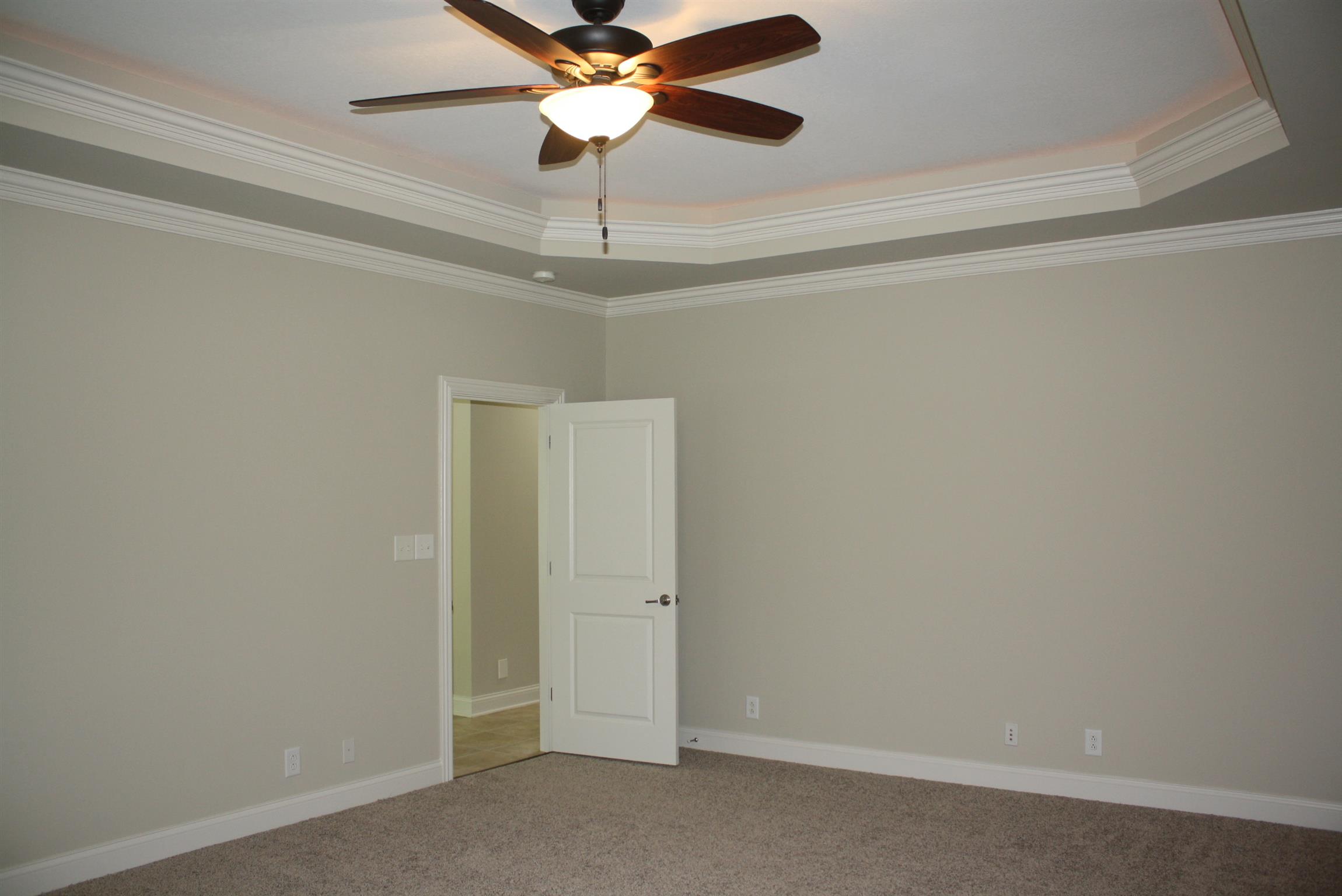 3620 Guthrie Road Clarksville, TN 37043 - Photo 11 of 30 en view of an empty room