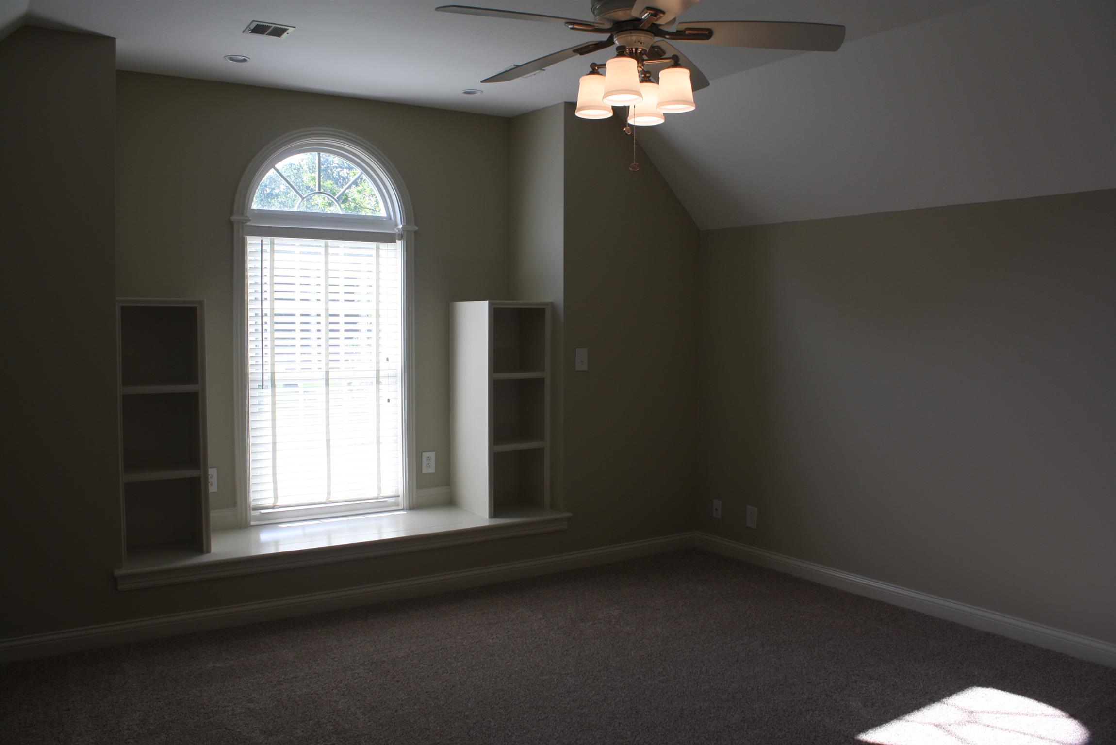 3620 Guthrie Road Clarksville, TN 37043 - Photo 17 of 30 an empty room with a window