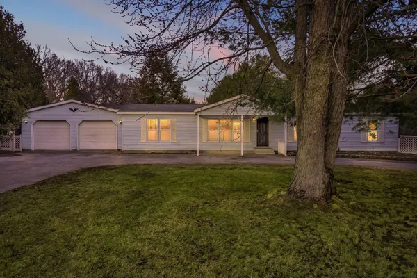 $219,900 | 14865 Heritage Drive West, Wheatfield, IN 46392