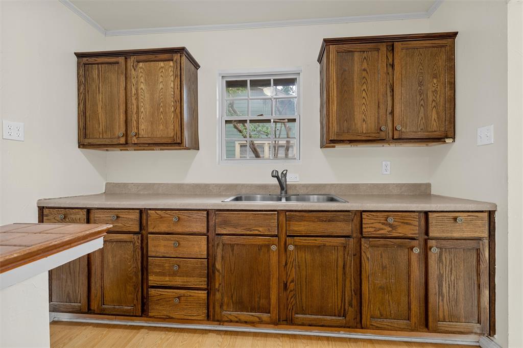2608 McFerrin Avenue Waco, TX 76708 - Photo 7 of 26
