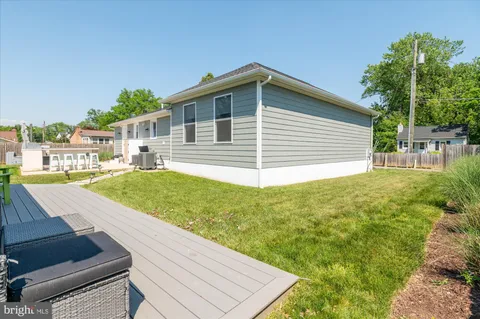 $825,000 | 2944 Random Road, Falls Church, VA 22042