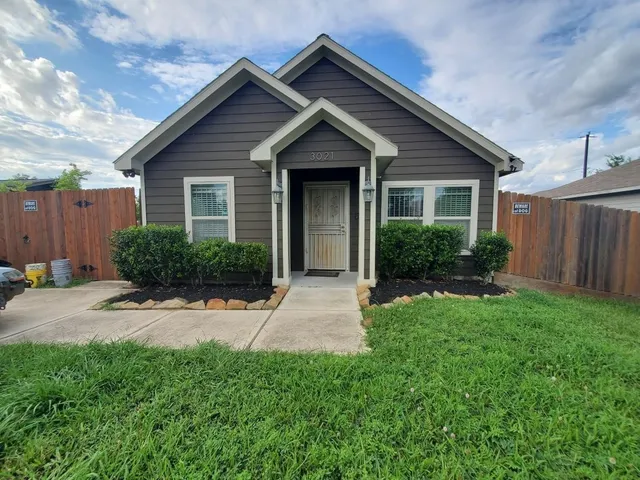 $1,700 | 3021 Sparrow Street, Houston, TX 77051