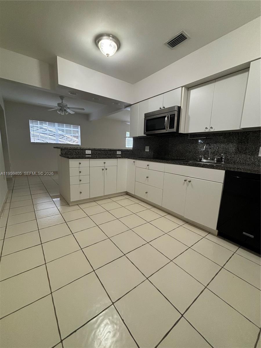 250 Fernwood Road Key Biscayne, FL 33149 - Photo 3 of 8