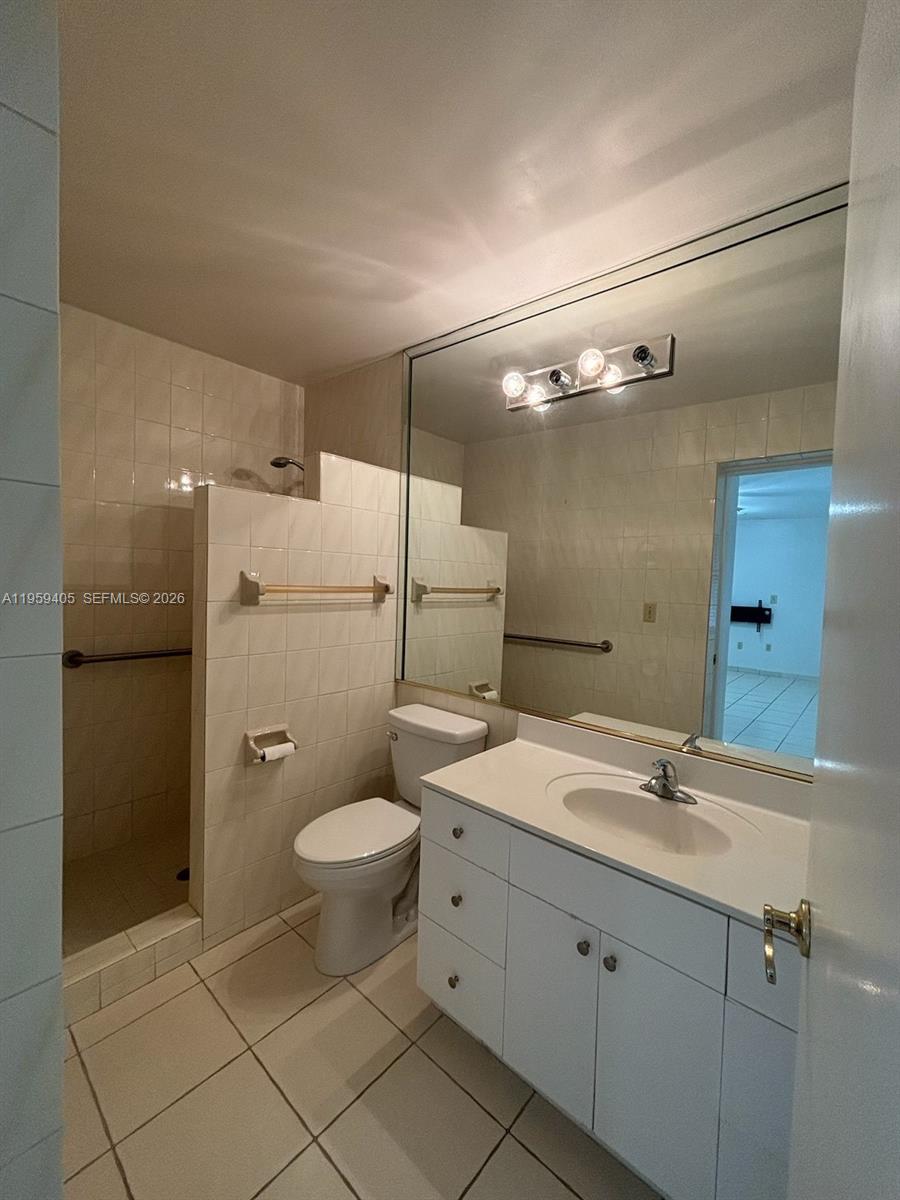 250 Fernwood Road Key Biscayne, FL 33149 - Photo 8 of 8