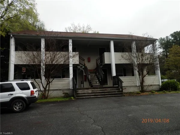 $900 | 713 East Lexington Road, Unit 201, Mocksville, NC 27028