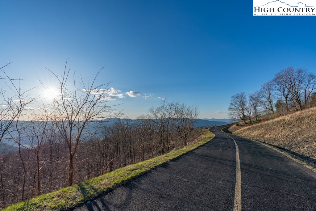 C105 Acorn Nvno Road Zionville, NC 28698 - Photo 7 of 35