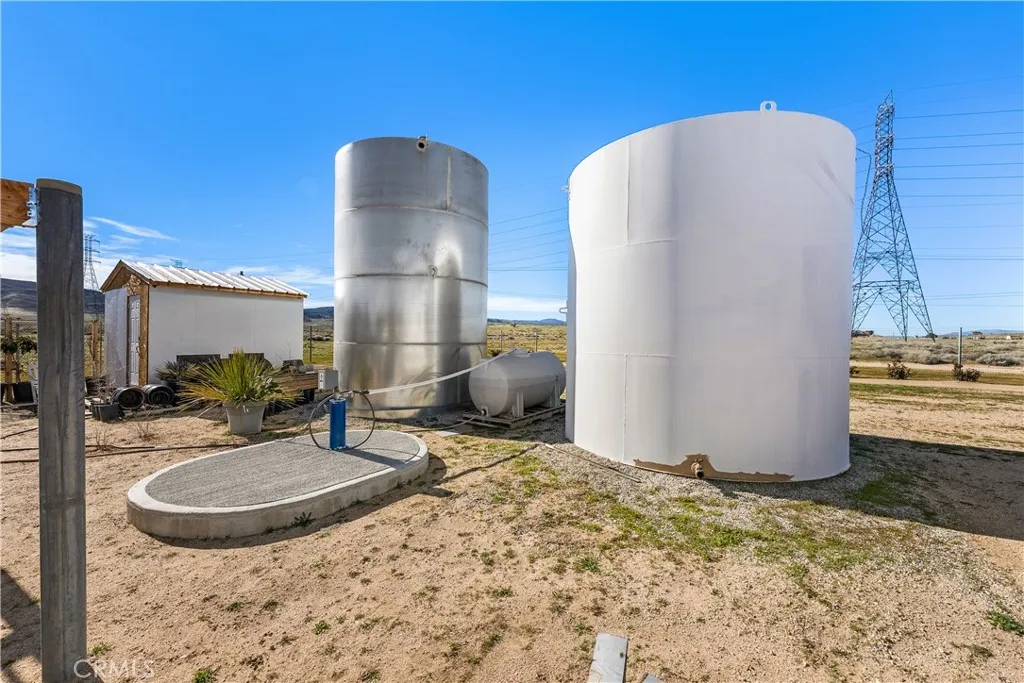 0 Bellbird Place Lancaster, CA 93534 - Photo 5 of 44 a view of a workspace