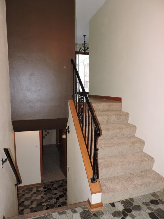 4894 Brookview Road Rockford, IL 61107 - Photo 15 of 21 a view of entryway