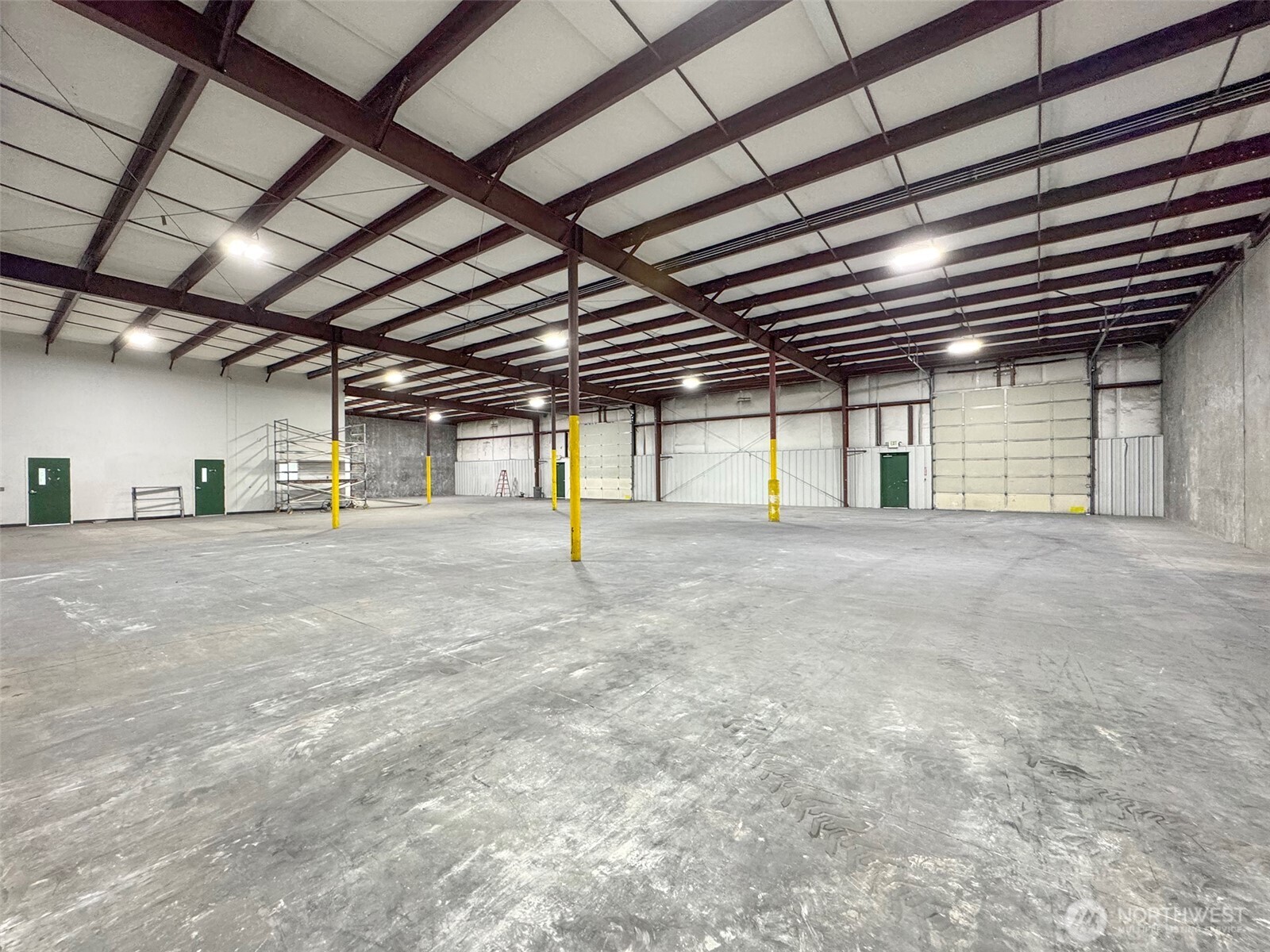 301 Business Park Loop Carlsborg, WA 98382 - Photo 25 of 36 a view of an empty room