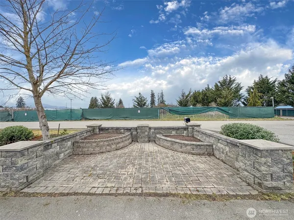 $5,565 | 301 Business Park Loop, Carlsborg, WA 98382