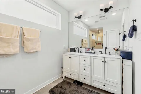 $779,000 | 2304 Christian Street, Philadelphia, PA 19146