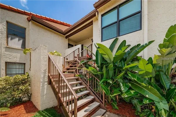 $184,900 | 2595 Cyprus Drive, Unit 4217, Palm Harbor, FL 34684