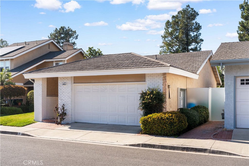 19 Muir Irvine, CA 92620 - Photo 3 of 48