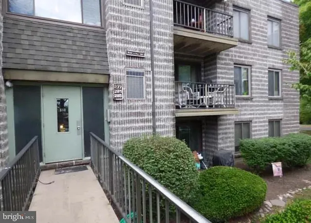 $369,900 | 281 East Village Road, Southampton, PA 18966