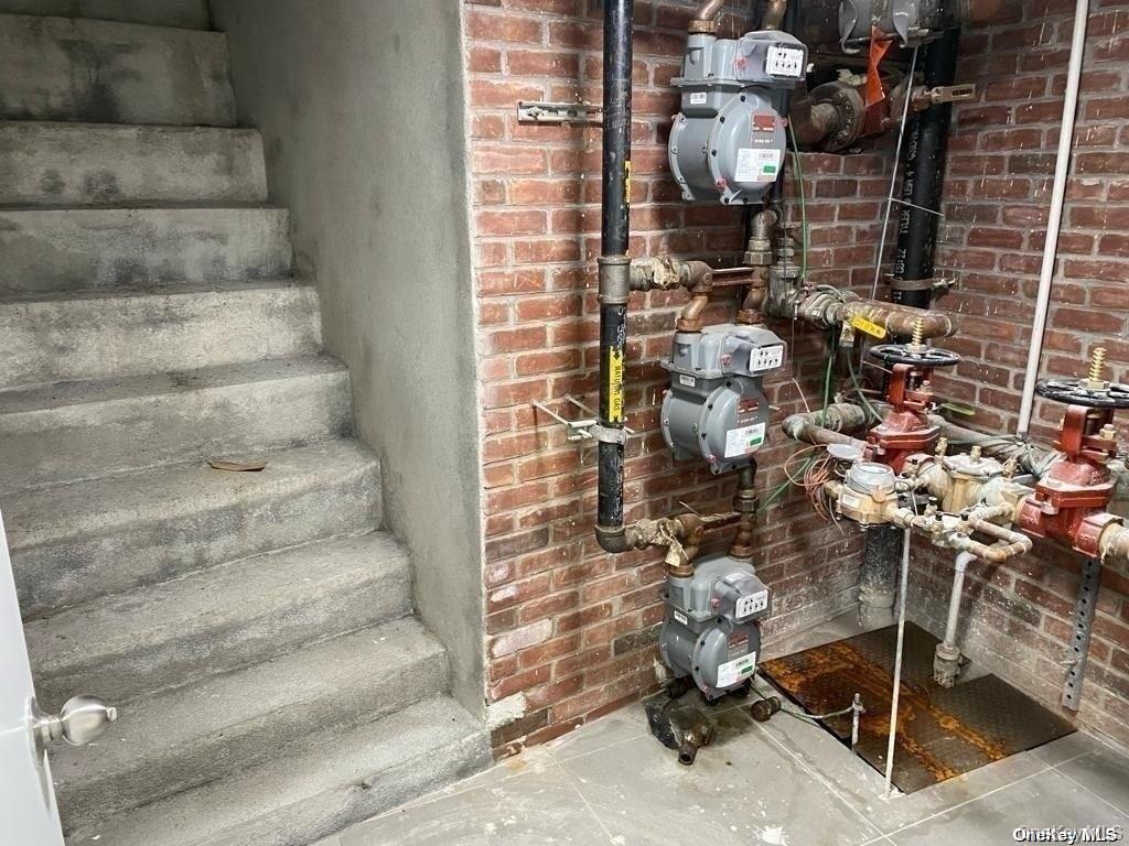 3043 Fulton Street Brooklyn, NY 11208 - Photo 8 of 14 a picture of door