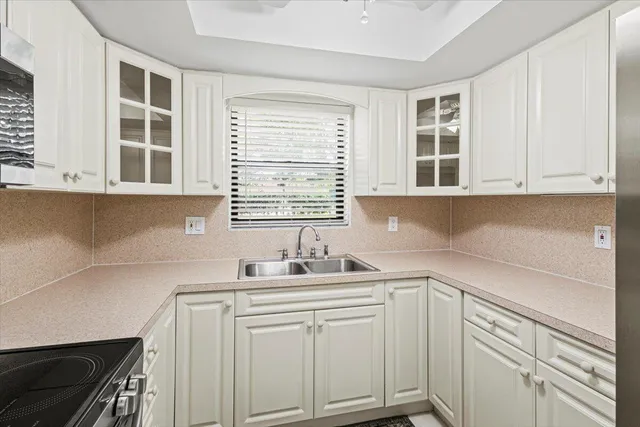 $219,900 | 511 Southwest South River Drive, Unit 103, Stuart, FL 34997