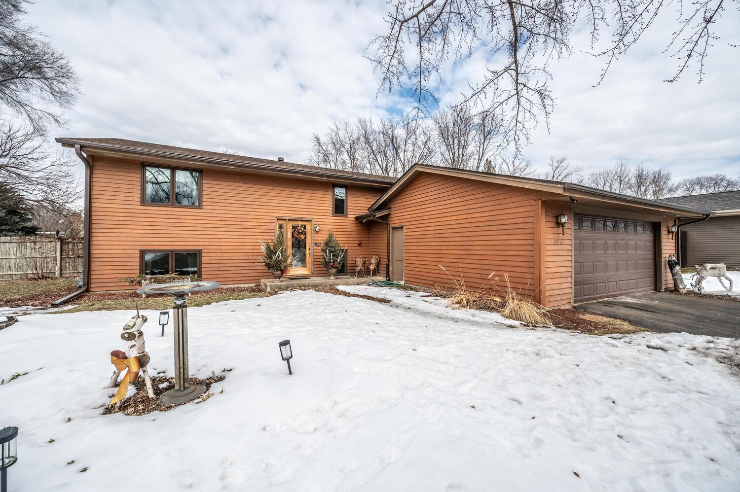 10512 Quebec Road Bloomington, MN 55438 - Photo 10 of 38 Gallery Image 10