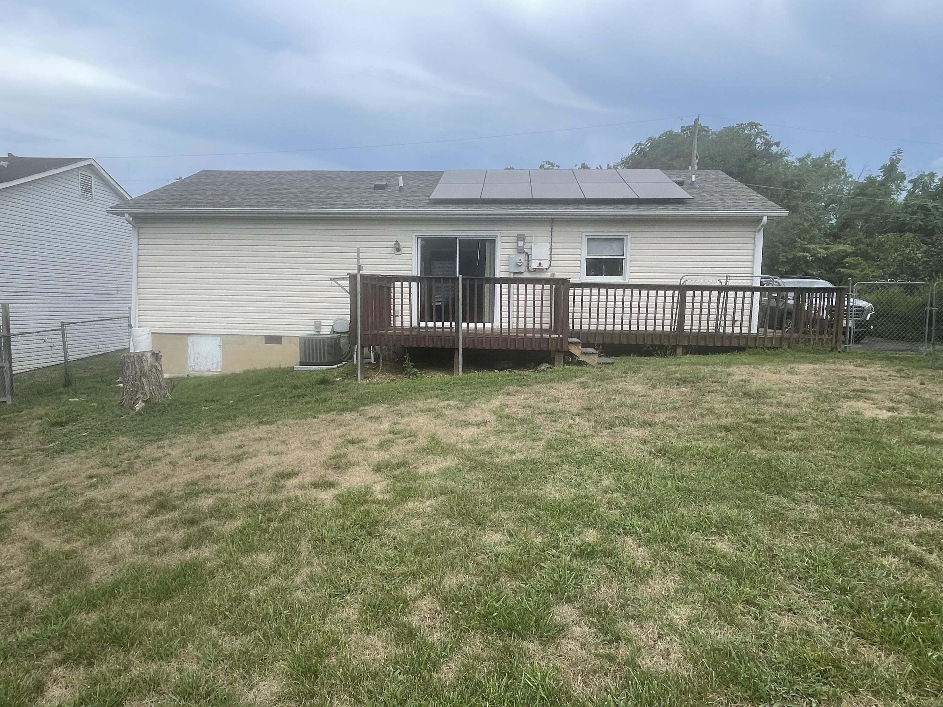 2540 Radford Road Northeast Roanoke, VA 24012 - Photo 18 of 18 IMG_3849