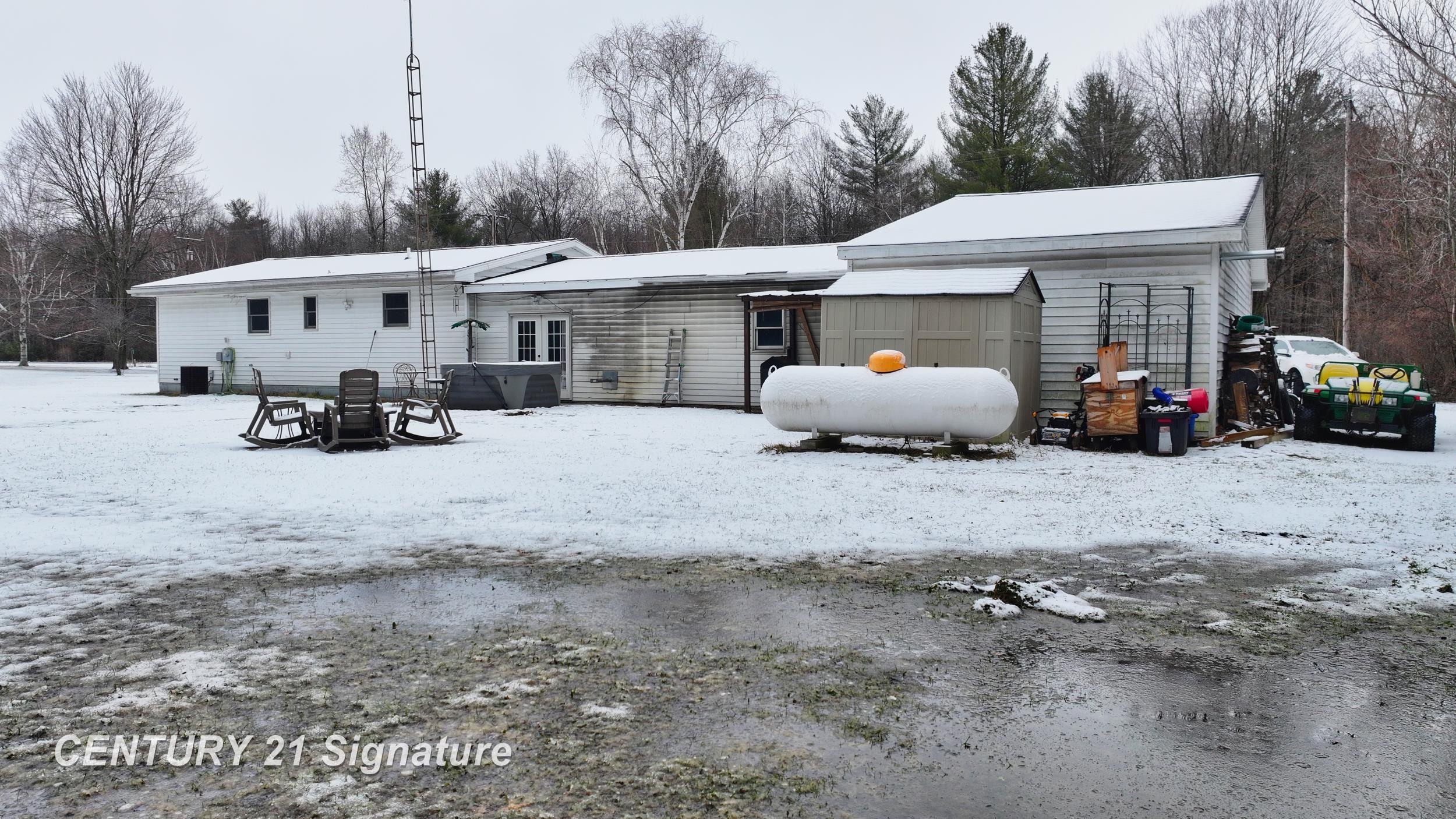 1620 South Fordney Road Hemlock, MI 48626 - Photo 7 of 41