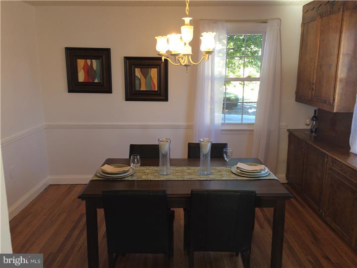 318 Ridgewood Road Springfield, PA 19064 - Photo 8 of 24 Dining Room