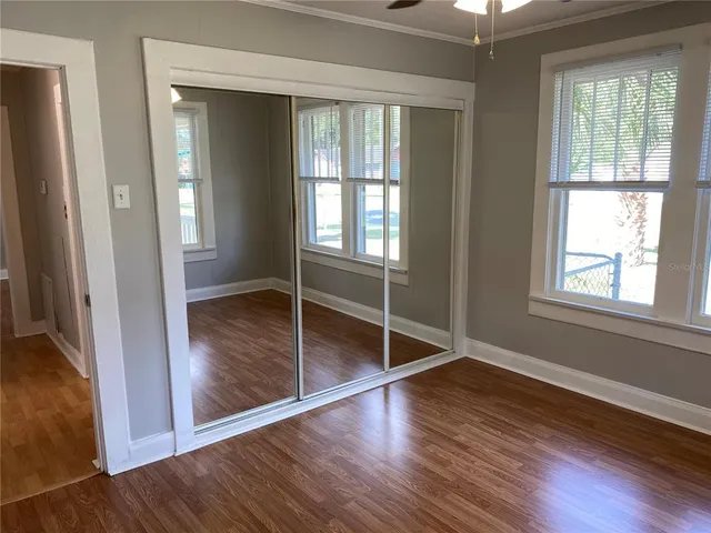 $1,700 | 5441 18th Street, Zephyrhills, FL 33542