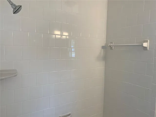 $1,700 | 5441 18th Street, Zephyrhills, FL 33542