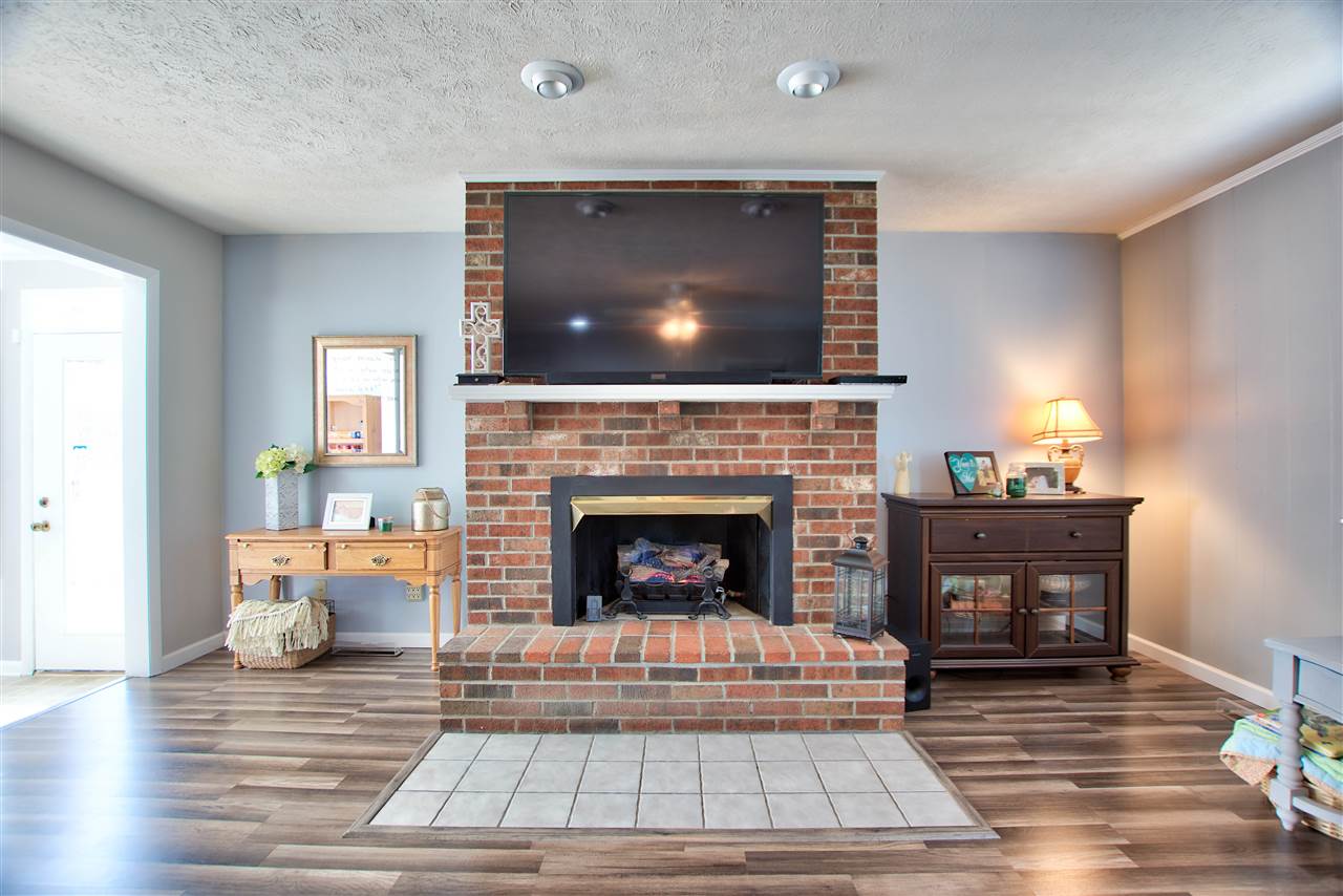 5507 Winston Road Evansville, IN 47710 - Photo 7 of 18 Gallery Image 7
