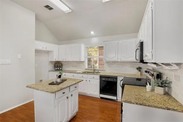 $2,499 | 6113 Frisco Square Boulevard, Frisco, TX 75035