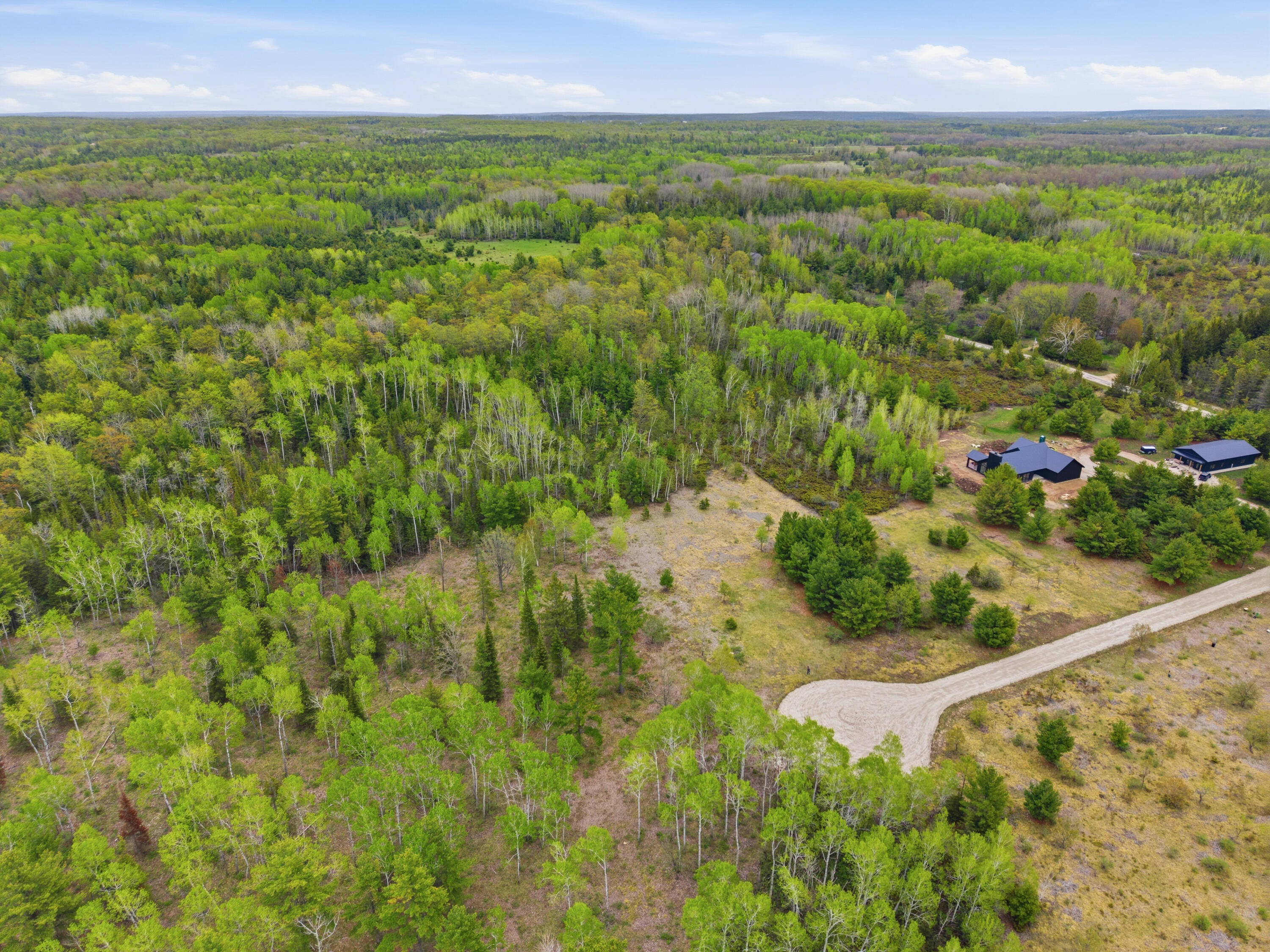 9122 Wandering Road Gibraltar, WI 54212 - Photo 23 of 27 5