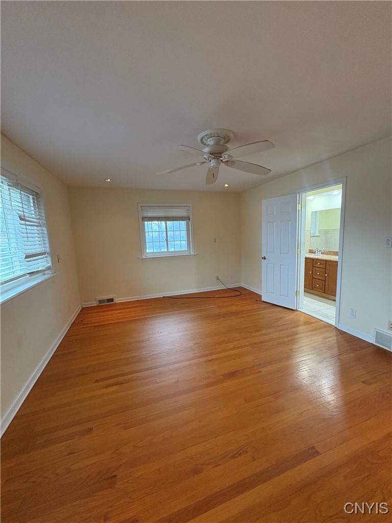 215 Locksley Road Syracuse, NY 13224 - Photo 14 of 26
