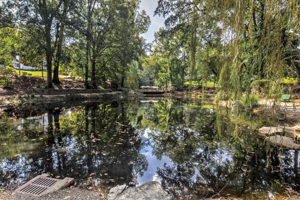 395 Lofton Road Northwest Atlanta, GA 30309 - Photo 15 of 19