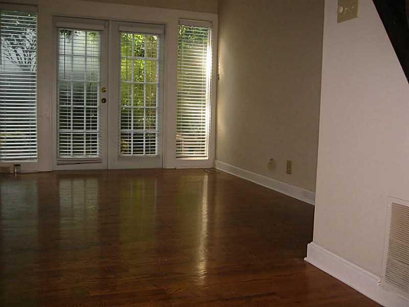 395 Lofton Road Northwest Atlanta, GA 30309 - Photo 4 of 19