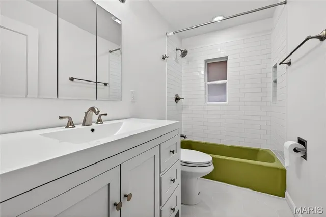 $289,000 | 707 Pardella Avenue, St. Louis, MO 63125