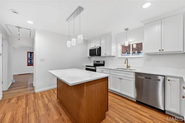 $289,000 | 707 Pardella Avenue, St. Louis, MO 63125