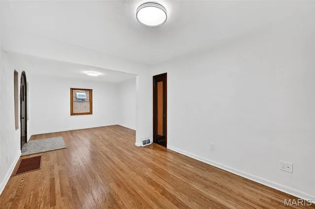 $289,000 | 707 Pardella Avenue, St. Louis, MO 63125