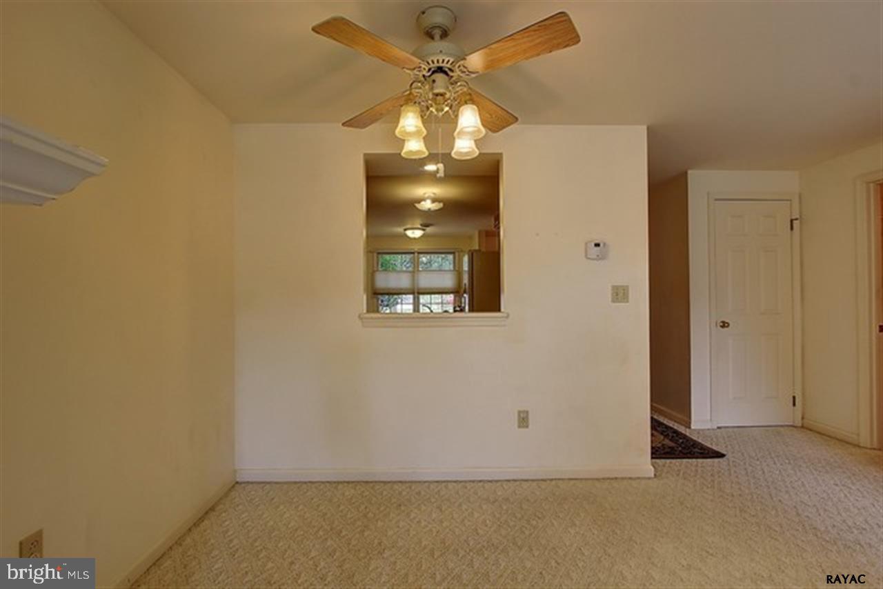 3622 Pleasant Valley Road York, PA 17406 - Photo 6 of 27 Gallery Image 6