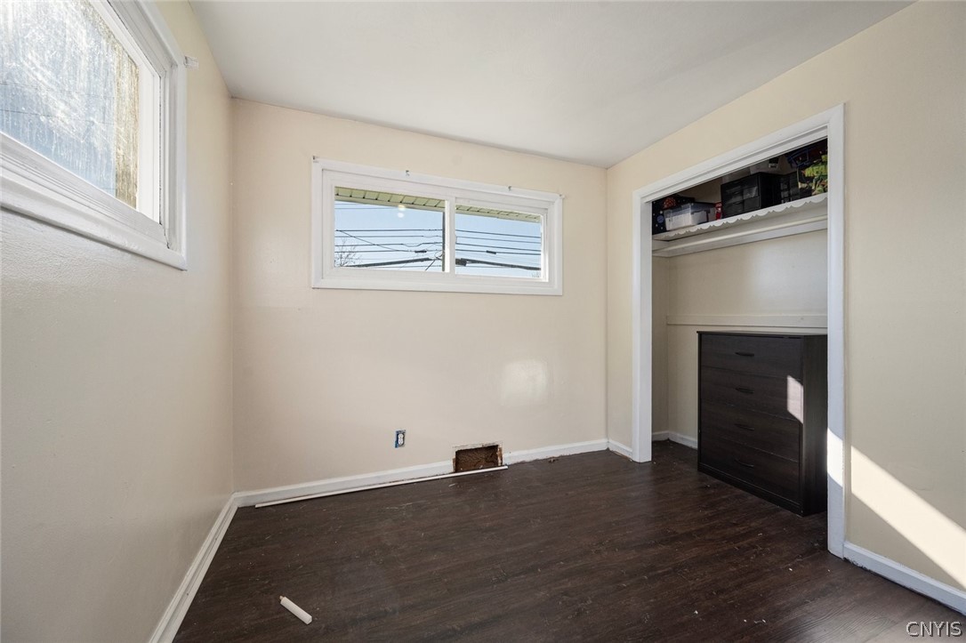 1601 Salt Springs Road Syracuse, NY 13214 - Photo 6 of 13