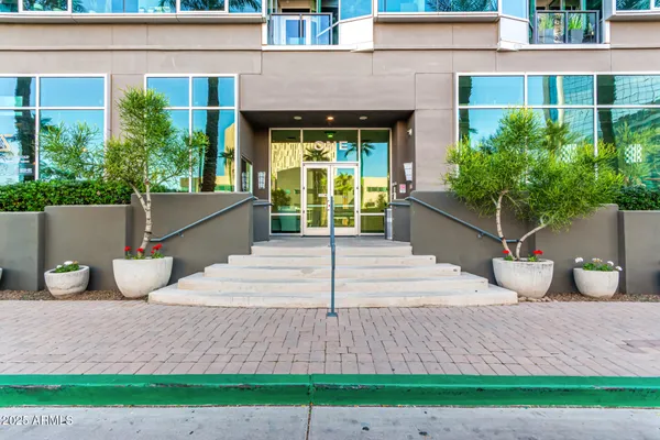 $534,635 | 1 East Lexington Avenue, Unit 1502, Phoenix, AZ 85012